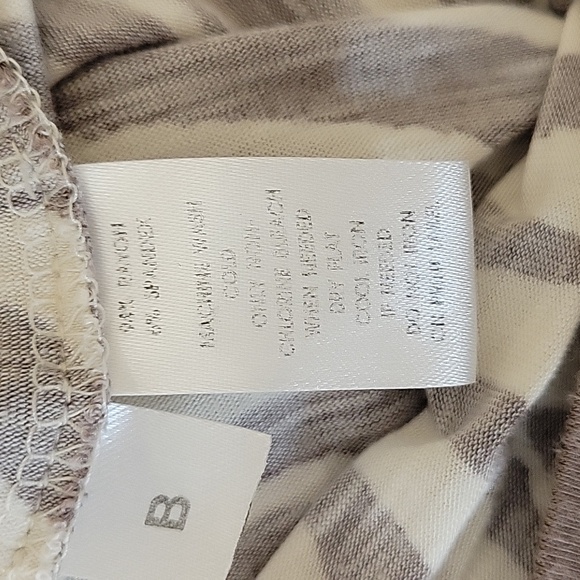 Ann Taylor Loft zebra print tank top womens size M - Picture 8 of 8